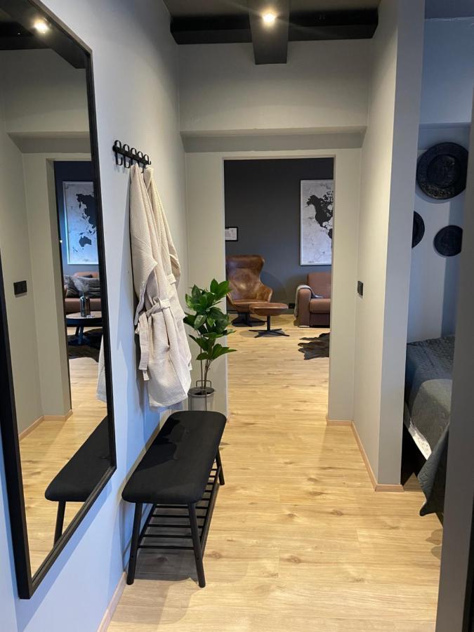 Lovely Apartment With Hot Tub Access Ακουρέιρι Εξωτερικό φωτογραφία